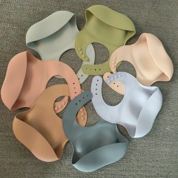 Soft Waterproof Silicone Baby Bib with Food Catcher, Baby Silicone Bib - Mommii & Me Soft Waterproof Silicone Baby Bib with Food Catcher, Baby Silicone Bib